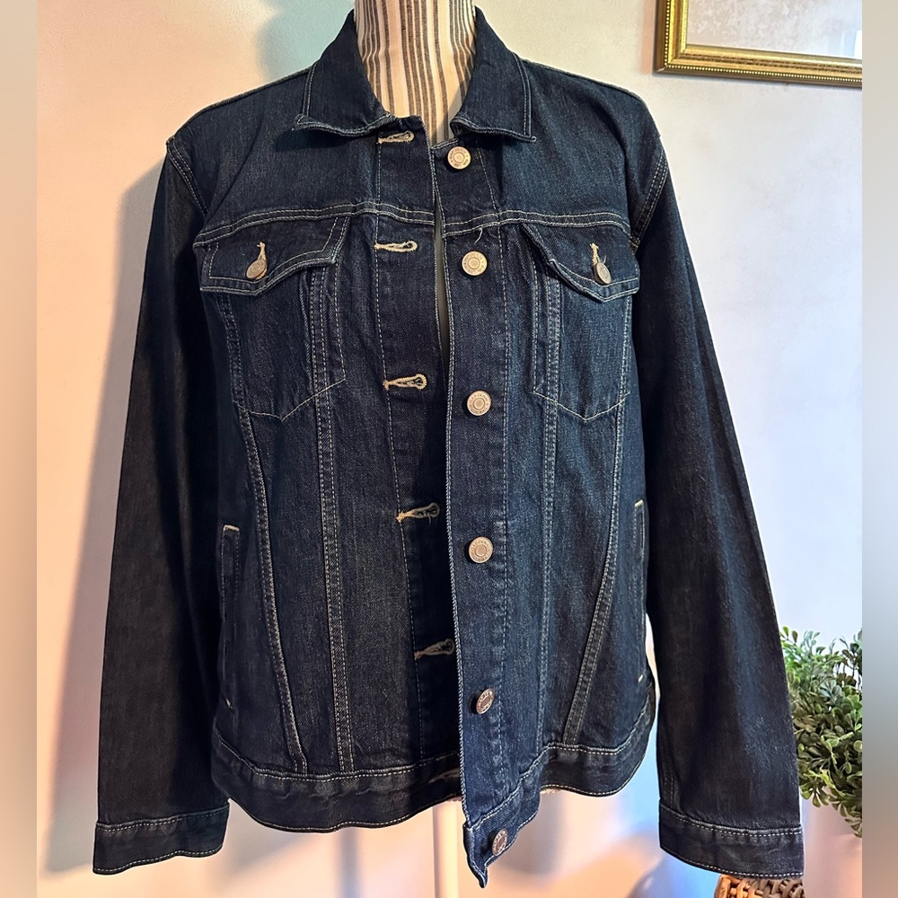 GAP classic denim jacket